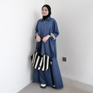 Women's Zipper Denim Top & Skirt Set Chic & Stylish Outfit - Product Image 3