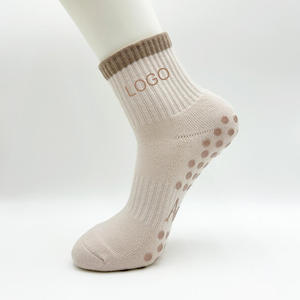 Non-slip Yoga <b>Socks</b> Women Dual Direction <b>Grip</b> <b>Socks</b> 100% Cotton Pilates <b>Socks</b> <b>Custom</b> Logo Barre <b>Socks</b> - Product Image 3