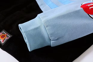 เสื้อแจ็คเก็ตแฟชั่นสไตล์นักแข่งสำหรับผู้ชายและเด็ก ผ้าฝ้ายทวิลปักลาย สไตล์สตรีท ฮิปฮอป วินเทจ ผลิตโดยตรงจากโรงงาน รับสั่งซื้อจำนวนมาก - Product Image 4