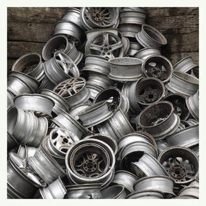 Chatarra de llantas de aleación de aluminio, suministro directo de fábrica para plantas de reciclaje, fundidores de aluminio e importadores a granel - Product Image 4