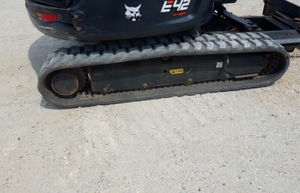 Excavatrice compacte E42 idéale pour les projets utilitaires et résidentiels - Product Image 4