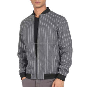 Chaqueta de béisbol Varsity para hombres y mujeres Carta frontal personalizable High Street Style Winter - Product Image 6