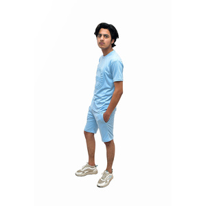 Ensemble de survêtements personnalisés pour hommes : T-shirts et shorts gaufrés, tenues deux pièces pour streetwear - Product Image 4