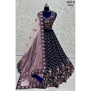 Fabzone Indian Bridal Velvet Collections Robes de mariée avec Zarkhan Work for Brides - Product Image 2