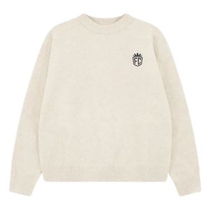 Pull en tricot beige, coton doux de qualité supérieure, confortable, élégant, coupe ajustée, pour un port décontracté toute la journée - Product Image 1