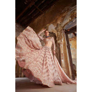 Ropa de fiesta de diseñador para mujer Lehenga Choli con elegante trabajo de espejo de papel - Product Image 5