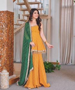 Ensemble de vêtements ethniques indiens pour femmes, jupe palazzo imprimée jaune et verte, dupatta - Product Image 3