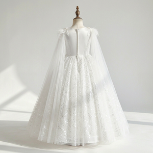 Vestido de gala largo de tul blanco con volantes escalonados y capa brillante estilo Princesa de Hielo para niñas, ideal para damitas de honor, bodas y fiestas de cumpleaños. - Product Image 2