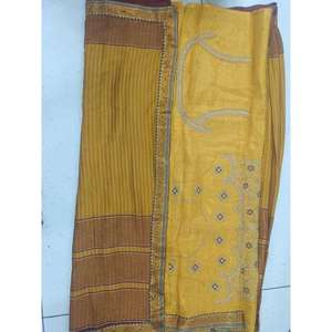 Sari de Seda Banarasi Pura de Diseñador de Moda, Ropa Étnica India de Lujo para Bodas y Fiestas, con Blusa con Bordado Tejido para Mujer - Product Image 1