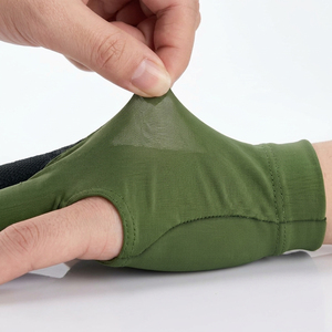 Gants de snooker à trois doigts de haute qualité pour la main gauche, vente chaude, fabrication OEM, pour hommes et femmes, avec queues de billard - Product Image 4