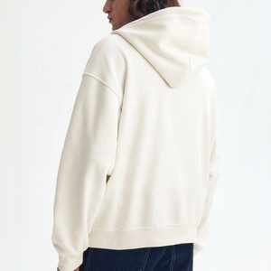 Sweat-shirt à capuche zippé pour homme, gris chiné, avec imprimé graphique sur la poitrine, fermeture éclair intégrale, vêtement de sport décontracté, vente en gros personnalisée - Product Image 4