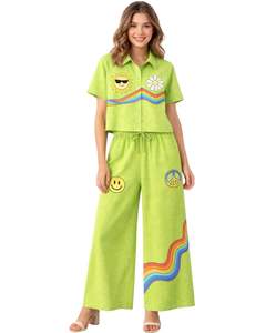 Conjunto coordinado de dos piezas para mujer en verde lima, camisa con estampado de dibujos animados y pantalones anchos, atuendo informal de verano a juego para mujer, a la moda. - Product Image 1