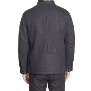 Chaqueta Varsity Personalizada con Doble Botonadura, Premium para Hombre, Lana/Poliéster, Moda Urbana de Primavera, Fabricante Mayorista - Product Image 4