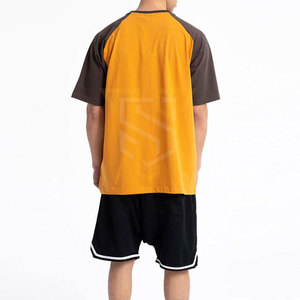 Ensemble chemise et short pour homme de fabrication pakistanaise, couleur unie, logo imprimé personnalisé - Product Image 5