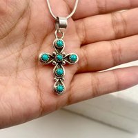 Pierre précieuse naturelle turquoise en forme de croix 15x10mm en laiton plaqué argent, sculptée, pour colliers pendentifs de style sud-ouest