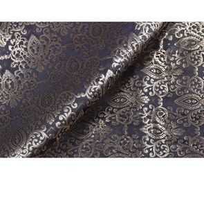 Tissu en brocart floral tendance, matière douce et lisse pour robe, tenue de mariage, artisanat et décoration intérieure - Product Image 4