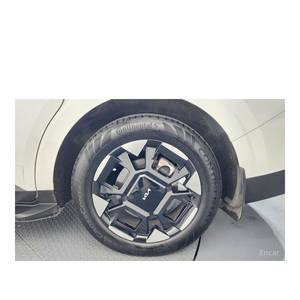 Kia Carnival HEV Signature 2024/3, 7 Plazas, Asientos de Cuero, Caja de Cambios Automática, Cámara Trasera, 35,170 km - Product Image 5