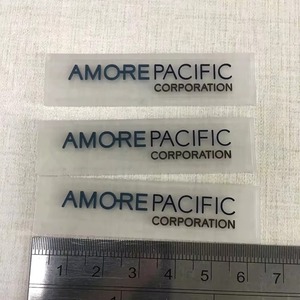 Autocollants en caoutchouc 3D en relief personnalisés, transparents, à prix direct usine, motifs Cœur, Fleur, Alphabet, Patchs logo privés - Product Image 2