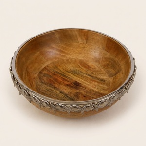 Tazón de servir de madera de mango artesanal de primera calidad con borde metálico decorativo de estrella de mar y conchas marinas, tazón decorativo para frutas y ensaladas en oferta. - Product Image 2