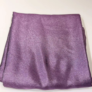 Tela no tejida a cuadros ligera de alta calidad y precio competitivo de la India para vestidos de boda y saris - Product Image 1