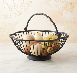 Corbeille à fruits moderne en fil métallique avec poignée pour le rangement et la présentation en cuisine, style bol - Product Image 1