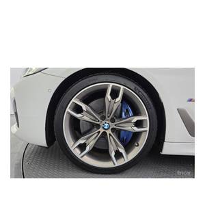 BMW Serie 5 M550i XDrive Modelo Enero 2021 con 66,501 km, Volante a la Izquierda, Caja de Cambios Automática - Product Image 5