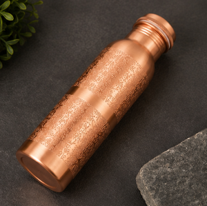 Pochette en cuivre pur gravée à la main, artisanale et unique, pour boissons, idéale pour la maison, les voyages et les fêtes - Product Image 4