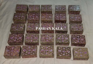 Hermosa mezcla de esteatita Natural hecha a mano azul y verde madre de perla incrustaciones diseño de flores forma Rectangular Cajas de Regalo de joyería - Product Image 4