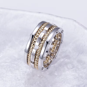 เครื่องประดับทองคำขาว 18k คุณภาพพรีเมียม ดีไซน์หรูหรา แหวนหมั้นสำหรับทั้งชายและหญิง ของขวัญวันเกิดและวันครบรอบ - Product Image 1