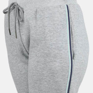 Trajes Deportivos para Mujer de Alta Calidad, Personalizados en Color y Diseño, Precio Económico, Venta al Por Mayor, Transpirables - Product Image 4