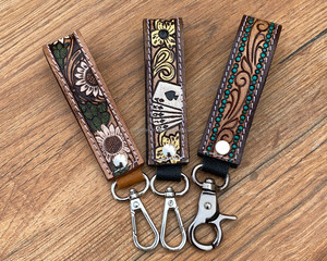 Porte-clés en cuir usiné à la main au design de luxe personnalisé en gros pour femmes porte-clés mousqueton en cuir de vachette de qualité supérieure - Product Image 3