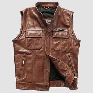 เสื้อกั๊กหนังสีน้ำตาลสำหรับผู้ชาย - Product Image 1