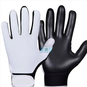 Gants de football gaélique pour hommes adultes avec paume en silicone à haute adhérence, matériau léger et respirant, ajustement flexible - Product Image 1