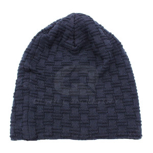 Gorro de Invierno Premium 100% Acrílico, Suave y Elástico, Unisex, para Uso Casual y al Aire Libre, Calidez Durante Todo el Día - Product Image 6