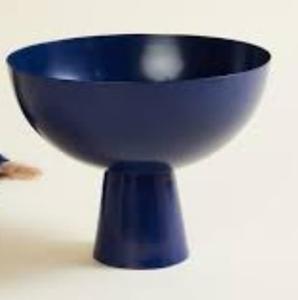 Bol de service décoratif en métal fait main, finition émail bleu, style unique, pour servir des friandises, au prix le plus bas - Product Image 1