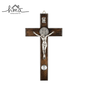 Croix murale en bois artisanale avec crucifix en laiton, décoration religieuse chrétienne à suspendre, cadeau pour la prière à la maison ou à l'église - Product Image 3