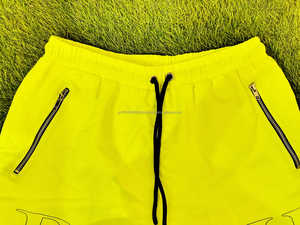 Shorts Homme Personnalisés 2026 de Haute Qualité, Coupe-Vent, Respirants, Écologiques, Style Urbain, Taille à Cordon, en Nylon - Product Image 3