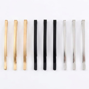 Meilleures ventes de pinces à cheveux en métal or, noir et argent, personnalisées et professionnelles pour la coiffure en salon - Product Image 1