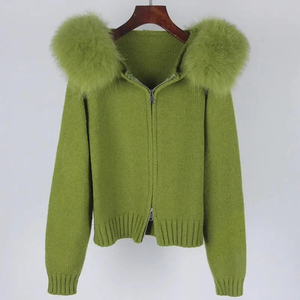 Sweat à capuche zippé en tricot pour femme avec capuche en fourrure de renard, couleur unie, manteau d'hiver à manches longues, longueur standard, vêtement d'extérieur chaud - Product Image 6