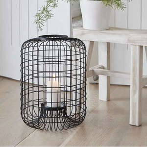 Linterna de alambre negro moderno con portavelas Diseño elegante para iluminación ambiental y acentos de decoración del hogar - Product Image 1