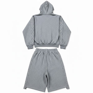 Sudadera y pantalones cortos con serigrafía de diamantes de imitación personalizados, tela de alta calidad, estilo moderno para uso casual o streetwear, unisex. - Product Image 2