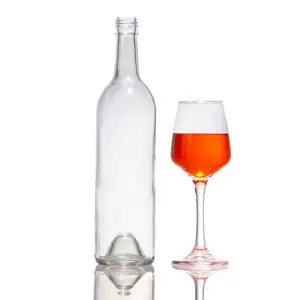 Bouteille en verre de luxe 300ml 350ml 750ml de liqueur de vin personnalisée avec bouchon