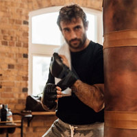 Sacs de frappe en cuir robustes pour entraînement de kick-boxing et Muay Thai, réglables en hauteur, avec logo personnalisé, haute qualité