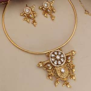 Collar Hasli Chapado en Oro, Gargantilla India con Pendientes, Gargantillas de Moda, Collares Hechos a Mano, Producto al por Mayor - Product Image 5