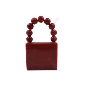 กระเป๋าคลัทช์เรซิ่นสีแดงทำมือพร้อมหูหิ้วประดับลูกปัด กระเป๋าถือดีไซน์เนอร์สำหรับงานเลี้ยงกลางคืนหรืองานแต่งงานสุดหรูสำหรับผู้หญิง - Product Image 1