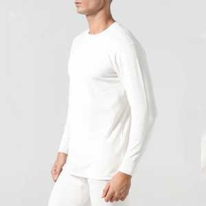 Chemises en tissu thermique personnalisées, fabricant OEM ODM, tissu isolant de qualité supérieure, étiquette privée, production en gros, coupe douce et confortable - Product Image 4