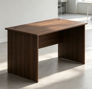 Escritorio Ejecutivo Rectangular Moderno de Madera, Diseño Minimalista y Duradero, Mueble de Oficina Independiente, Uso Comercial, Ensamblaje DIY - Product Image 1