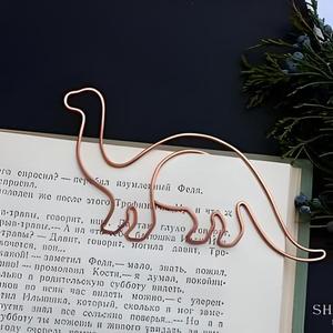 Marcapáginas de Cobre de Lujo, Hecho a Mano con Alambre en Forma de Rosa, Soporte de Páginas Metálico Duradero, Elegante Accesorio para Libros, Regalo, Uso en Oficina y Escritorio - Product Image 5