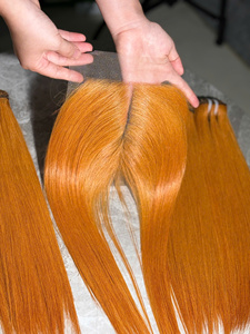 ผมแท้เวียดนามสีบลอนด์น้ำผึ้ง รุ่น Anh Hair A92 แบบตรงธรรมชาติ  ชนิดผมต่อแบบ Closure และ Single Weft  100% เวอร์จิ้น  แบบเป็นมัด  หนังศีรษะเงางาม - Product Image 4