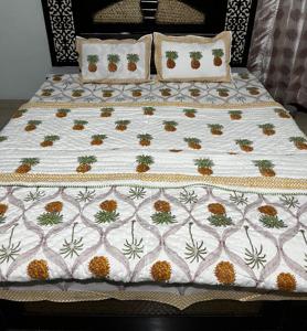Parures de lit de luxe, draps de lit double, housses de coussin, couette, collection de cadeaux royaux pour mariage, décoration de chambre à coucher moderne - Product Image 1